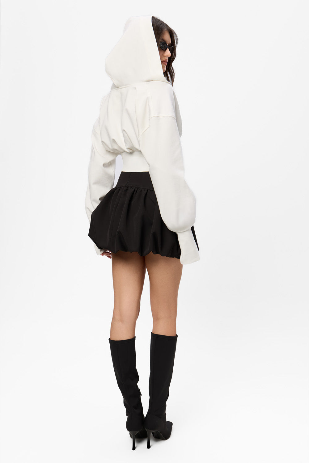 Hanorac off-white cu corset si dantela Karol V2