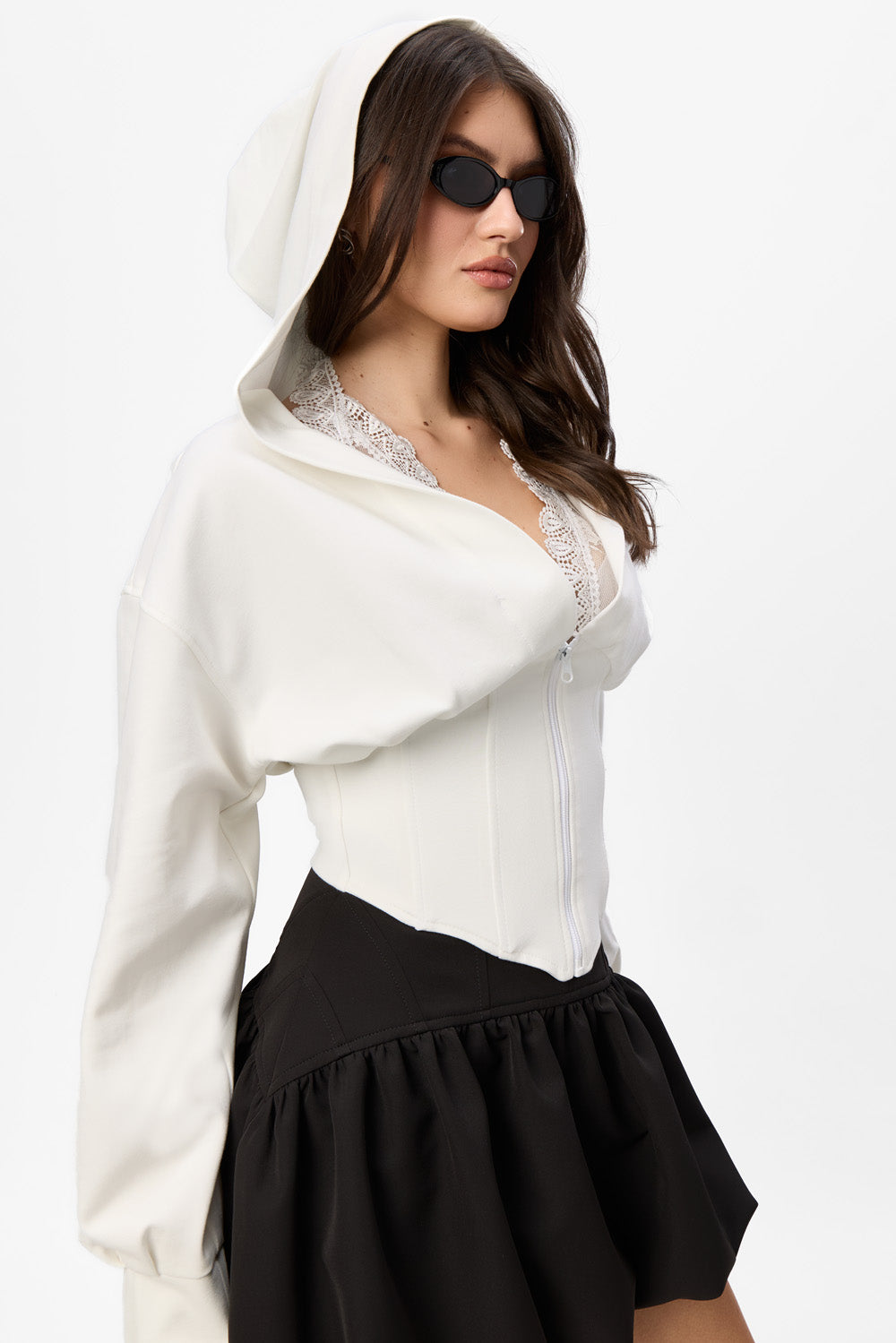 Hanorac off-white cu corset si dantela Karol V2