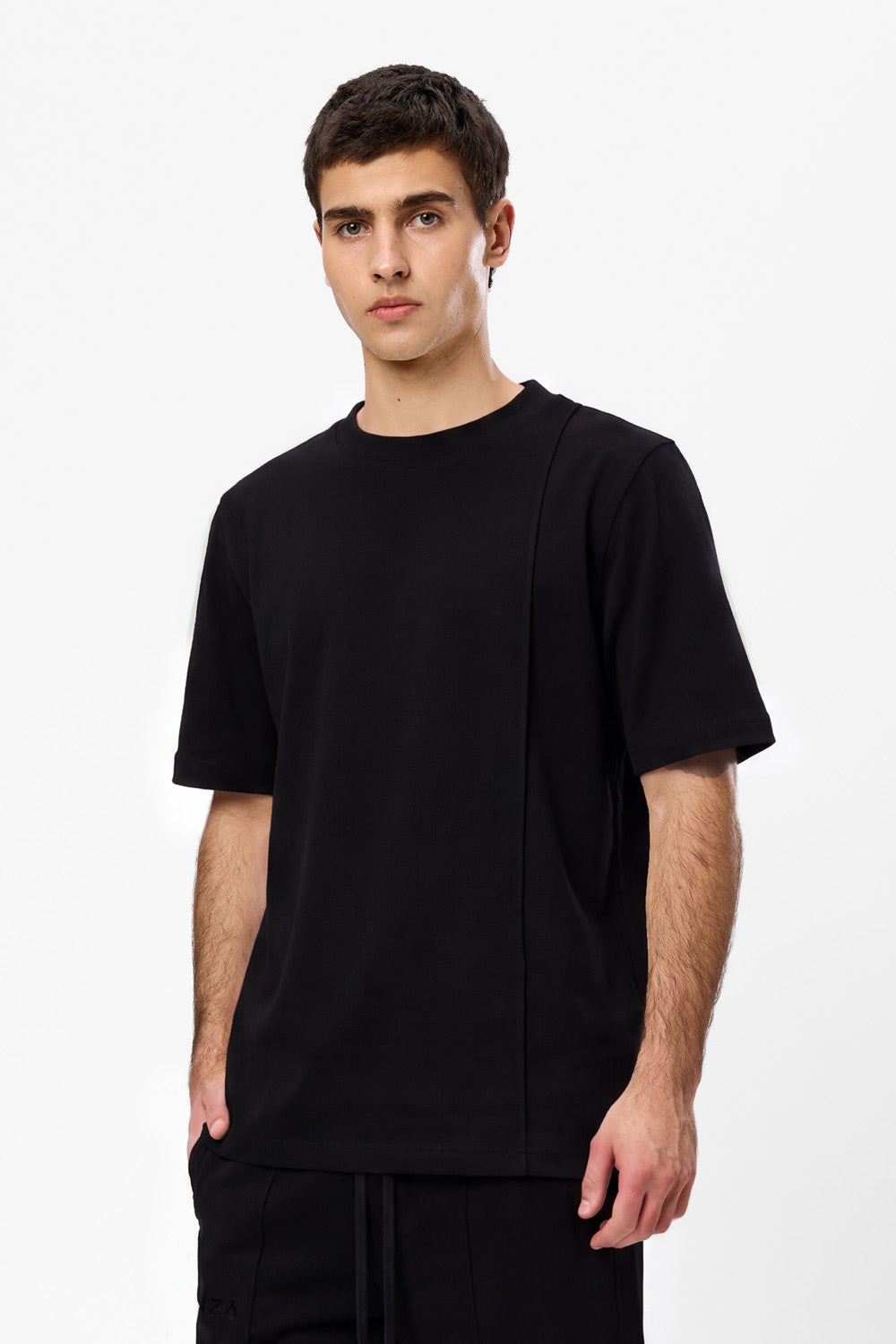 Tricou negru cu cusatura decorativa Khan V2