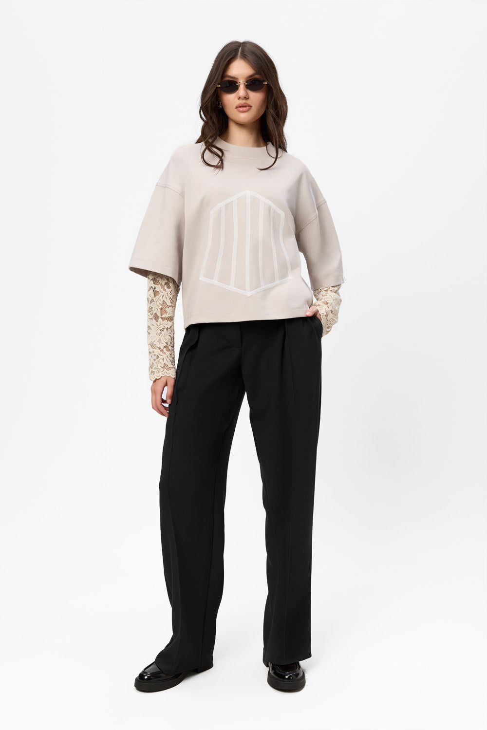 Pantaloni negri evazati din stofa Kimi V2