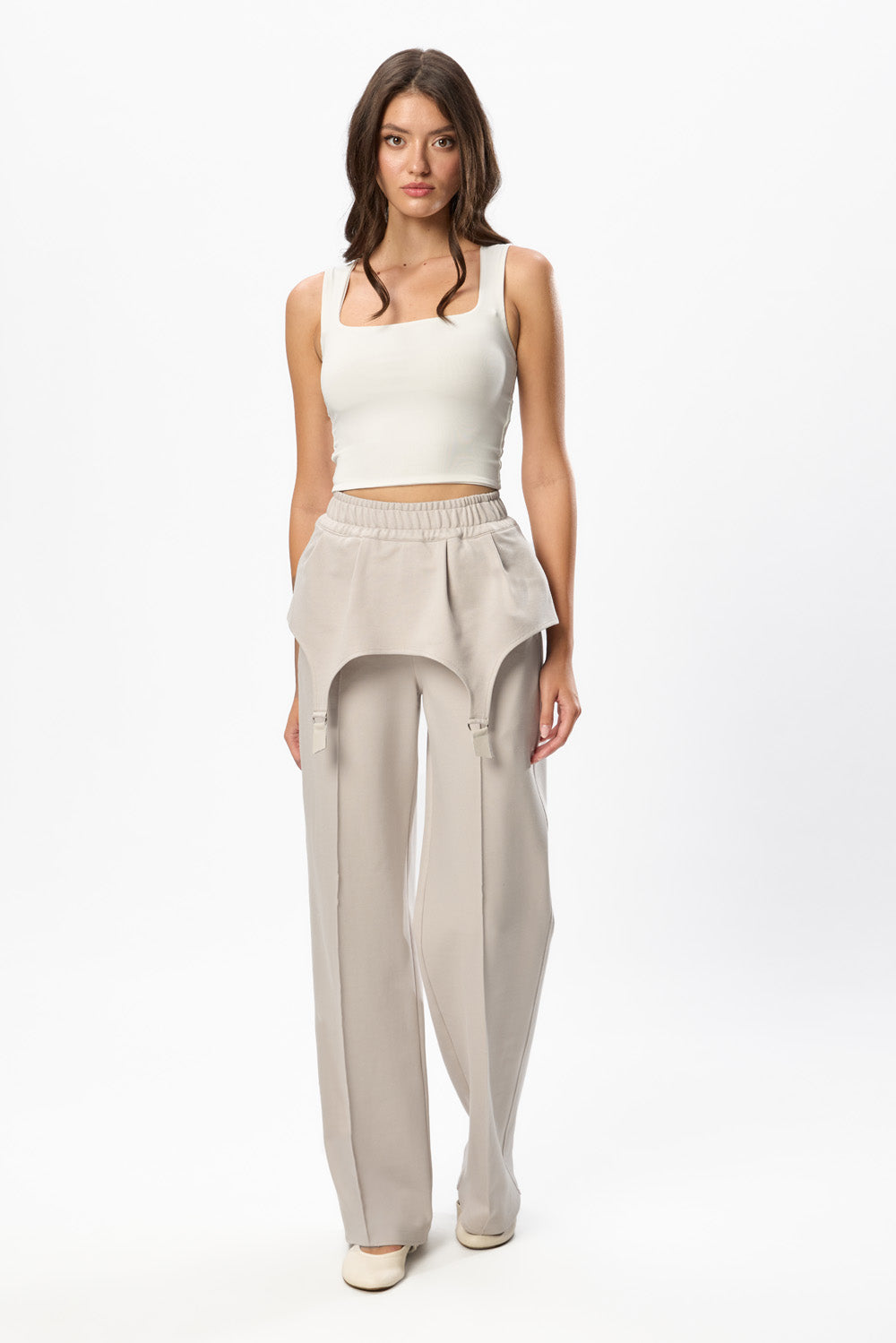Pantaloni off-white cu talie elastica si portjartiere Goddess
