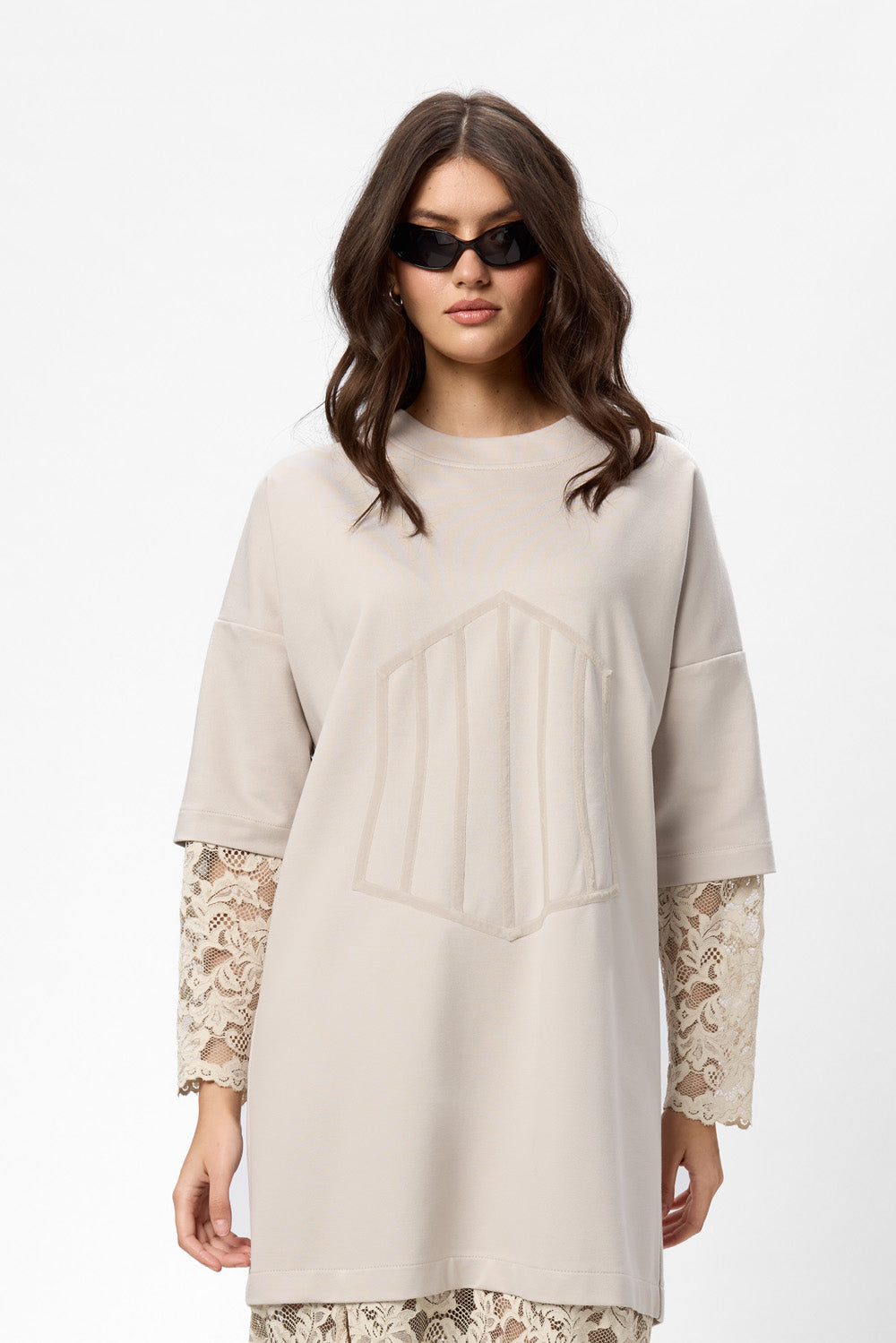 Venice vanilla Dress with lace skirt and sleeves