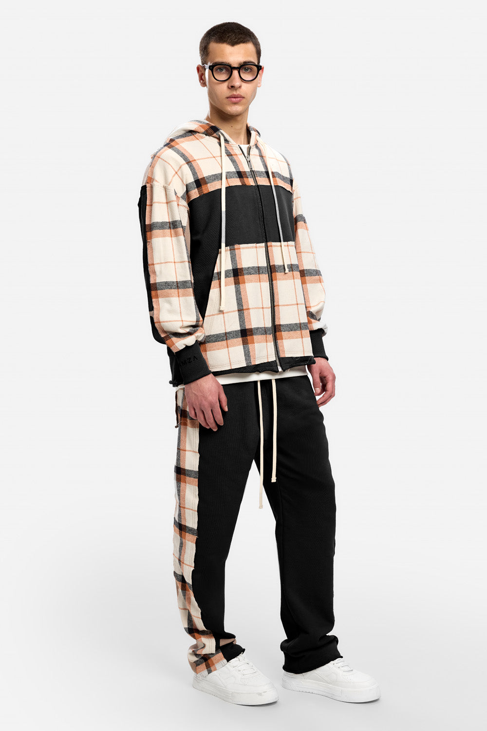 Hanorac negru cu insertii de camasa bej Nocturno