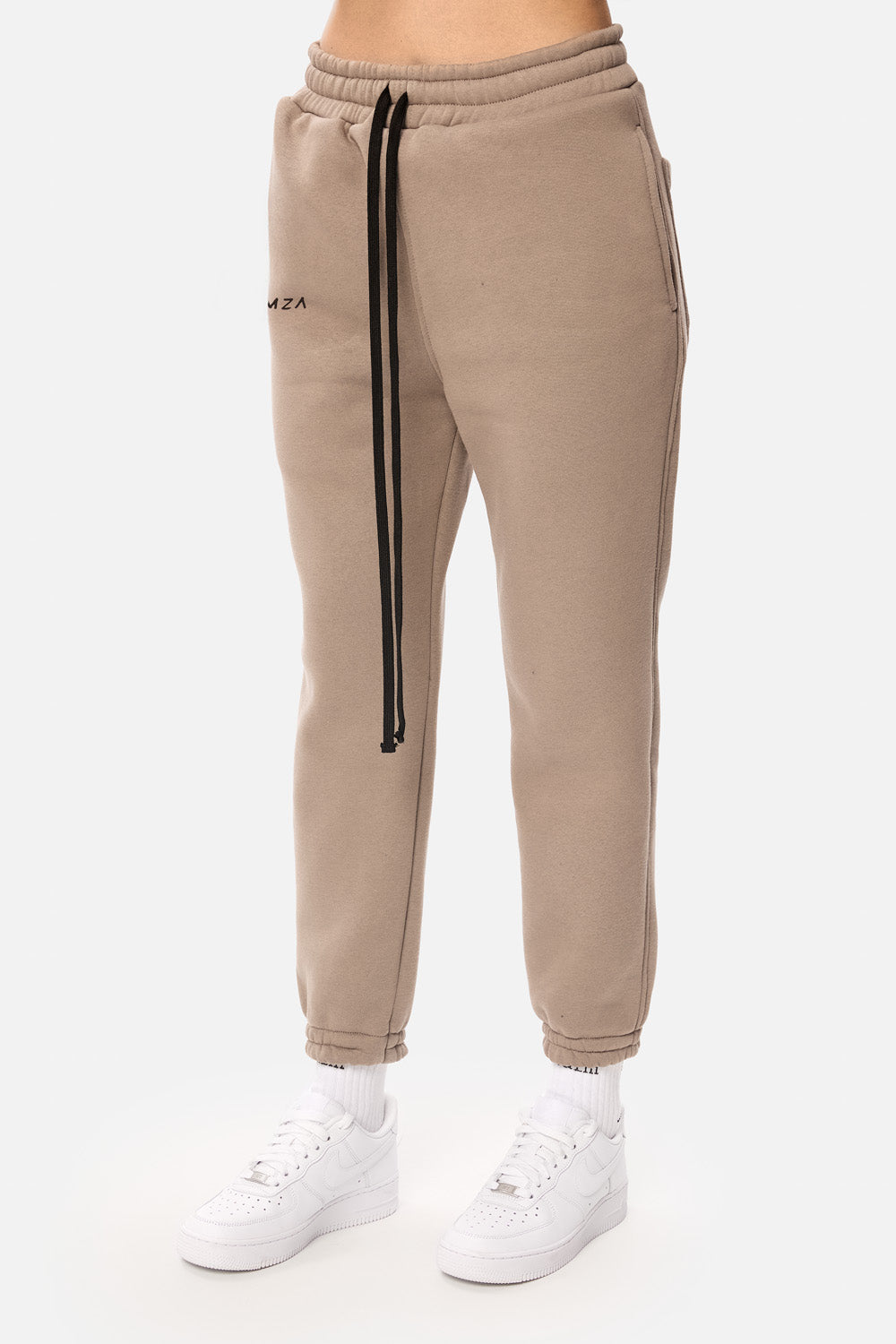 Blank V2 Fleece Pants| Women | Beige | Modern and elegant style | Comfort and functionality | Atelier Hamza