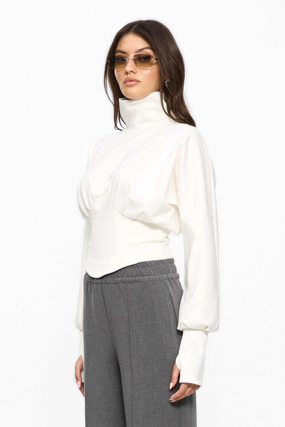 Top off-white cu detalii corset și șnur din cristale Nice