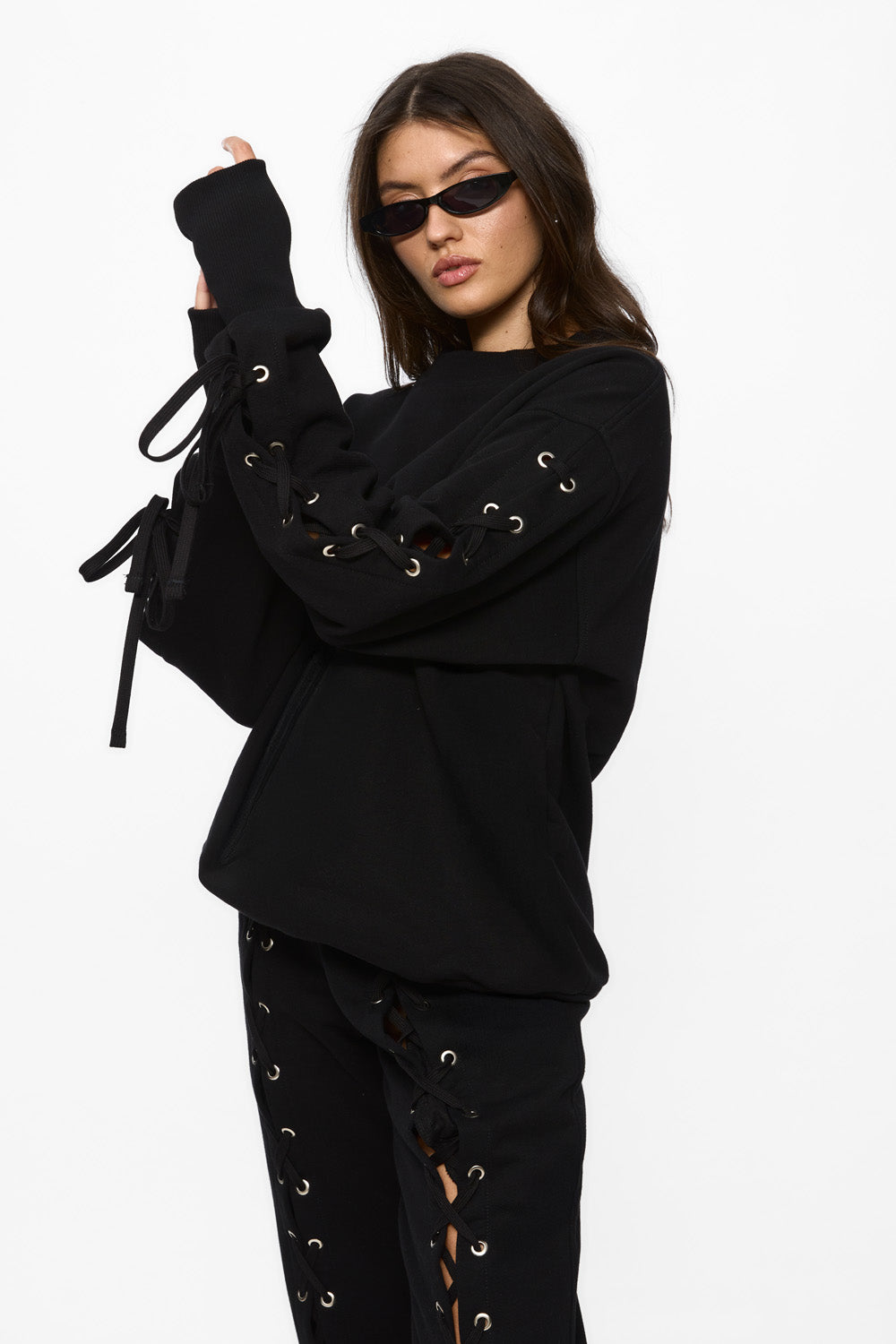 Linea Sweater | Women | Black | Modern and elegant style | Comfort and functionality | Atelier Hamza