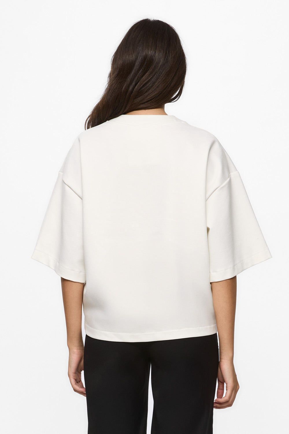 Kyo Rose T-Shirt | Women | Off-White | Modern & Elegant Style | Comfort & Functionality | Atelier Hamza