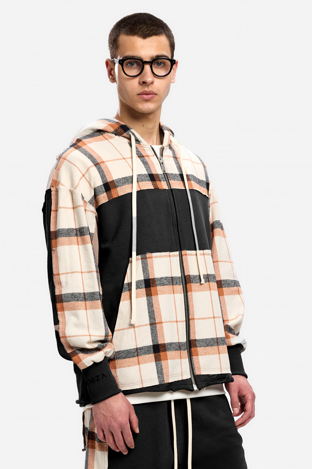 Hanorac negru cu insertii de camasa bej Nocturno