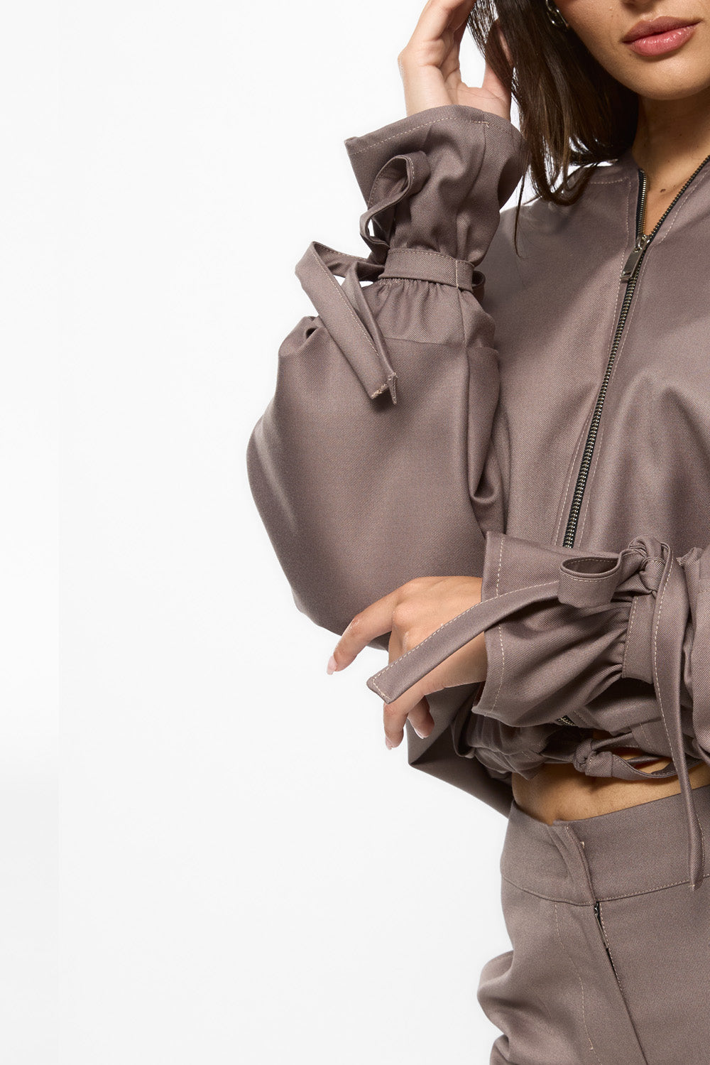 Jacheta bej din stofa Swan