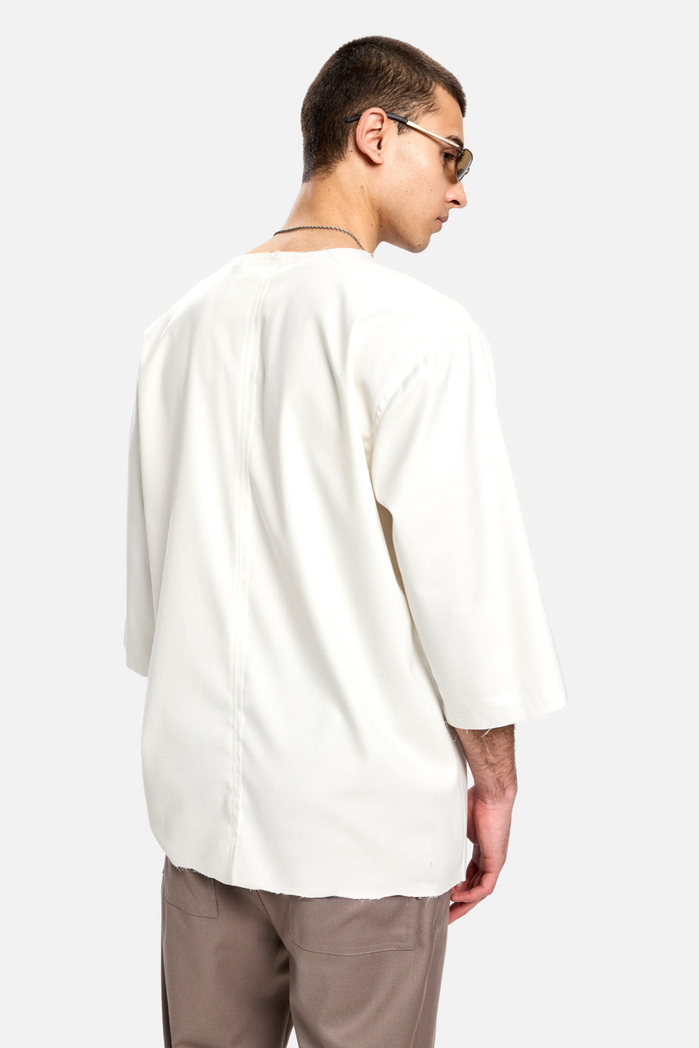 Tricou din stofa Thom | Bărbați | Alb | Stil Modern & Elegant | Confort & Funcționalitate | Atelier Hamza