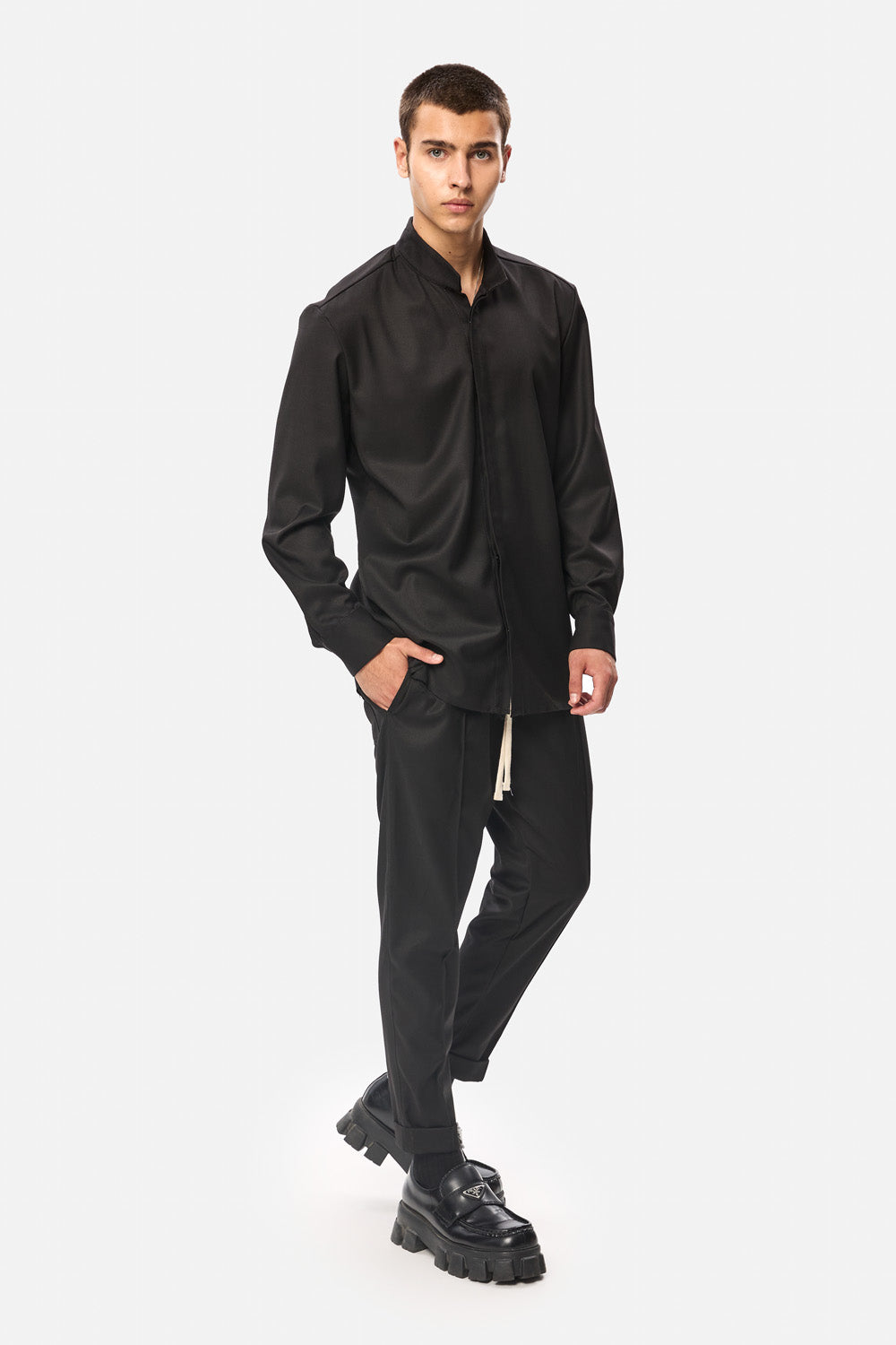 Camasa Thom Neagra | Bărbați | Negru | Stil Modern & Elegant | Confort & Funcționalitate | Atelier Hamza
