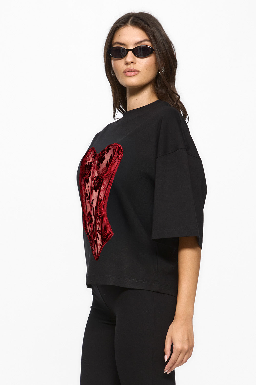 Tricou negru cu imprimeu Red Lace