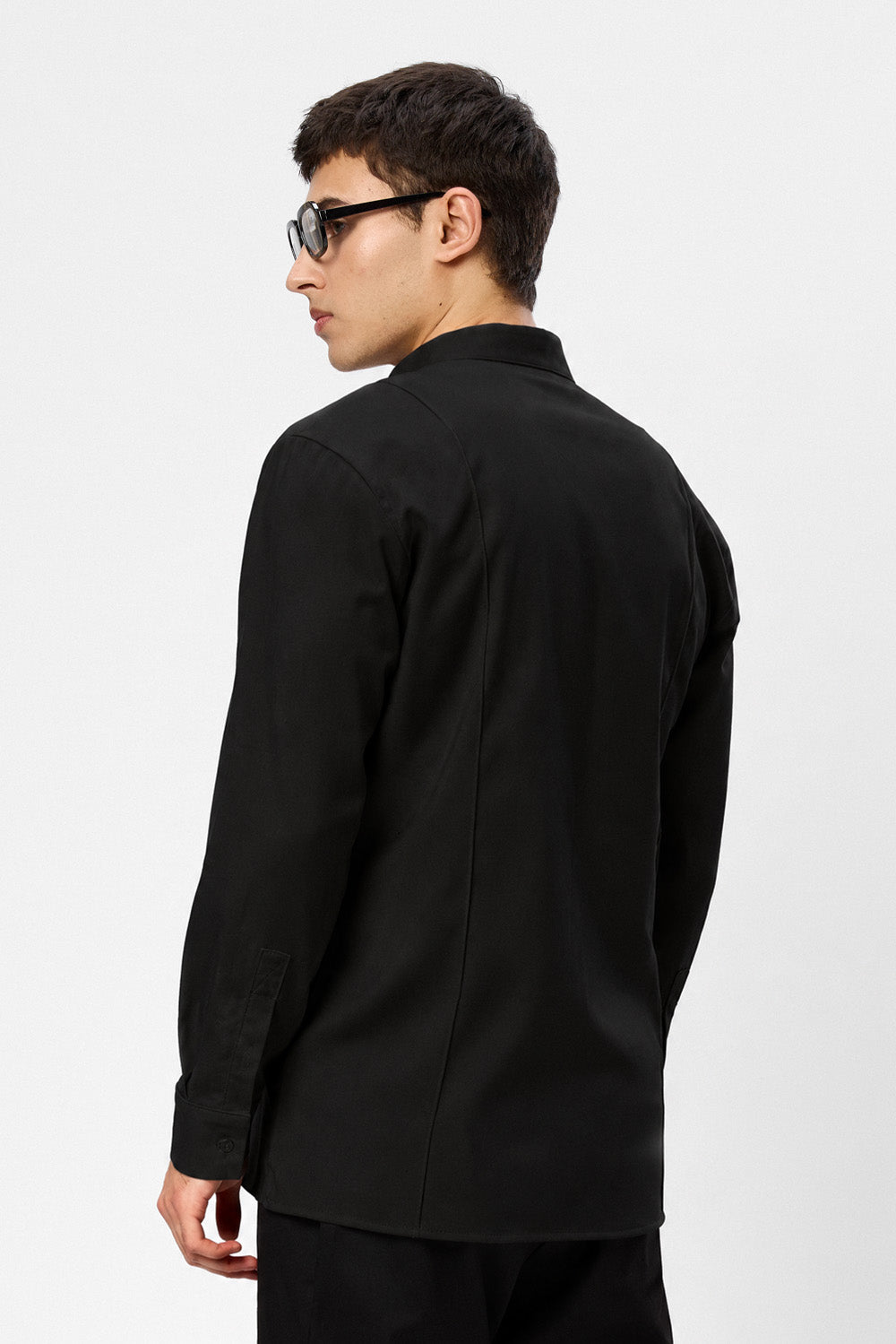 Thom V3 Black cloth Shirt