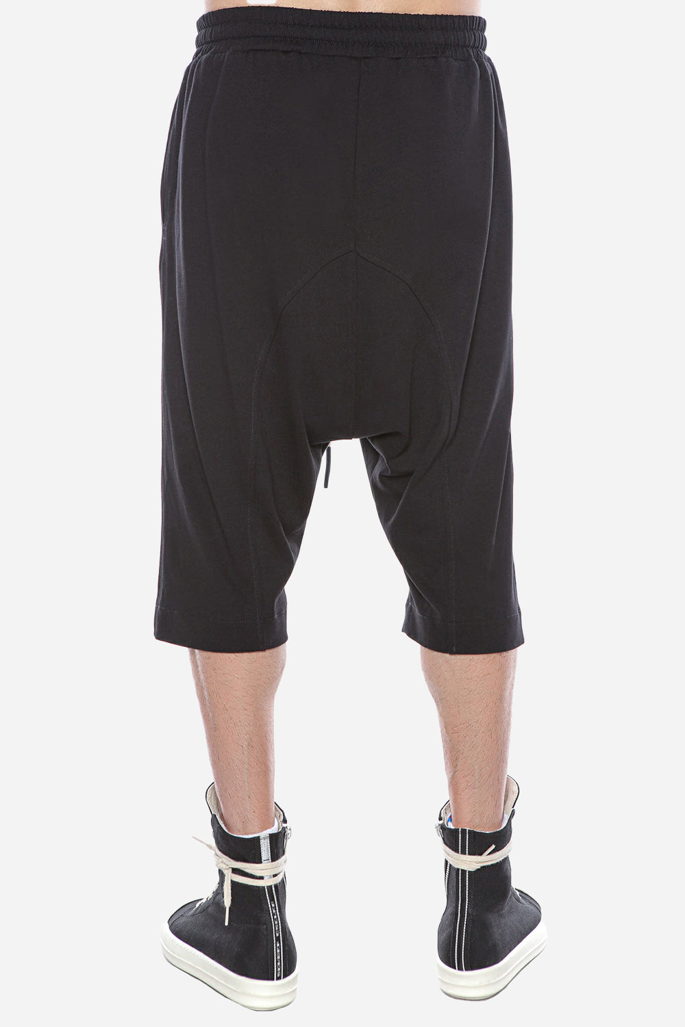 Pantaloni scurți din bumbac Ryk cu tur lasat | Bărbați | Negru | Stil Modern & Elegant | Confort & Funcționalitate | Atelier Hamza