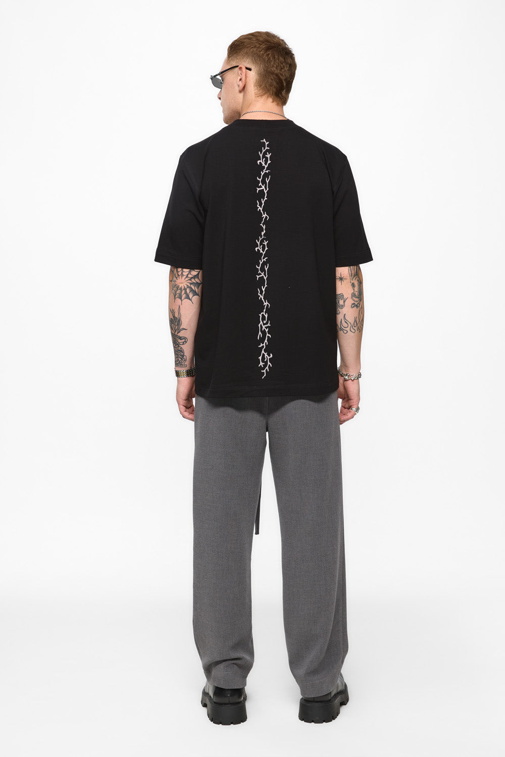 Tricou negru cu broderie Akira v2