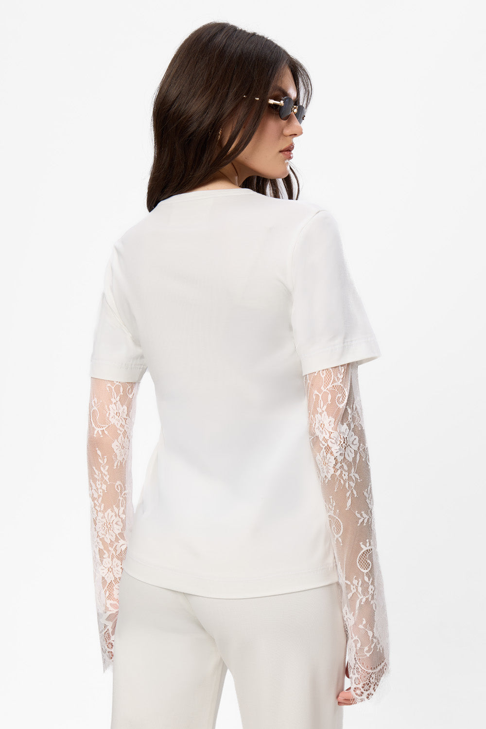 Top off-white cu maneci de dantela si cu corset Denise