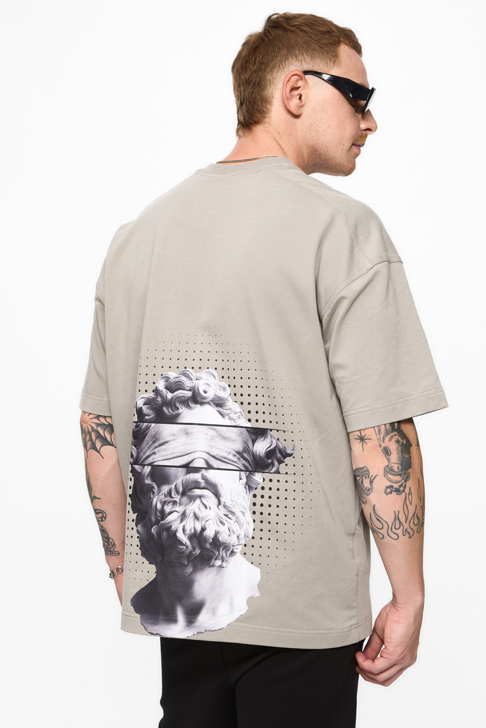 Tricou gri cu imprimeu Ruh