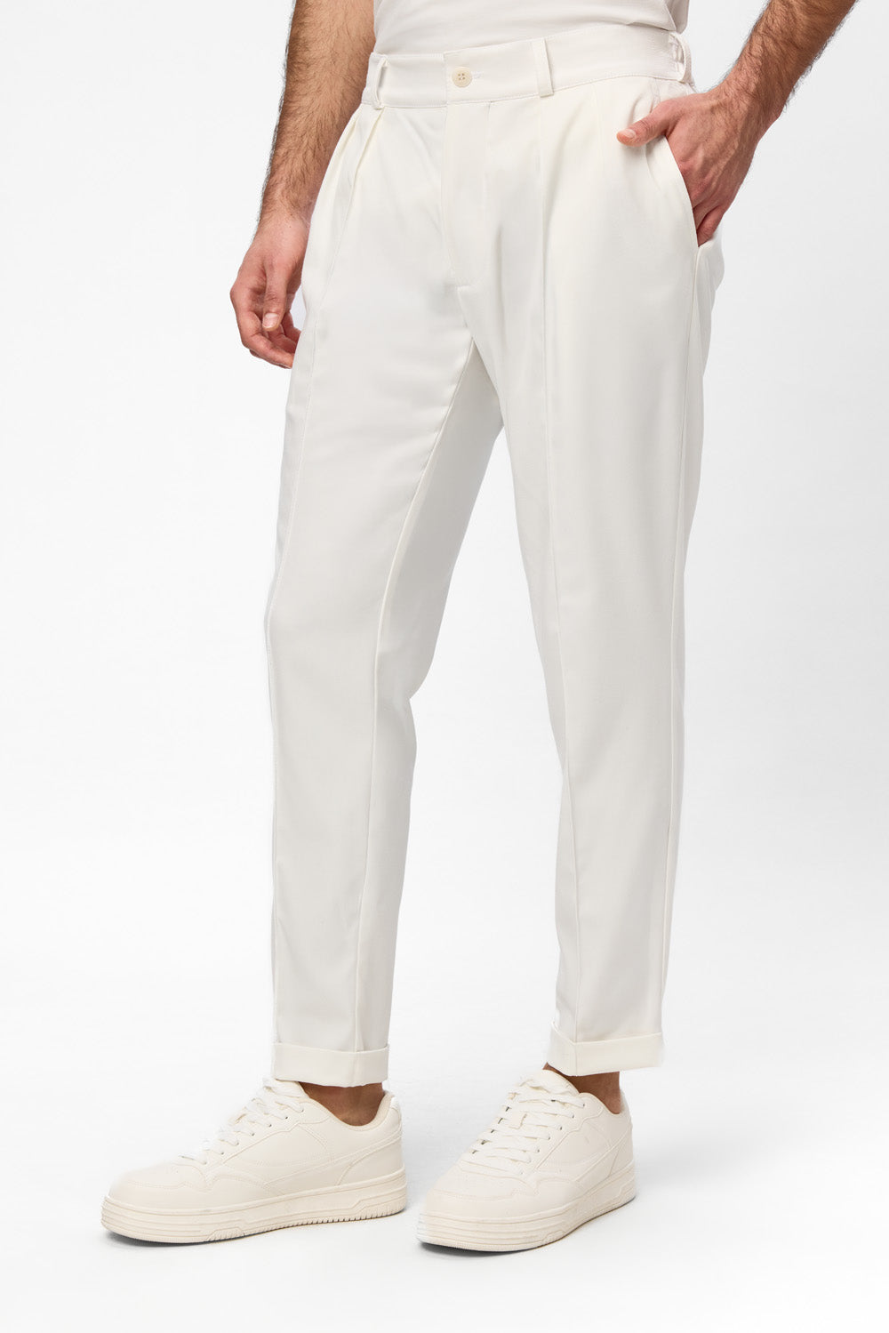 Pantaloni off-white din stofa Thom A1