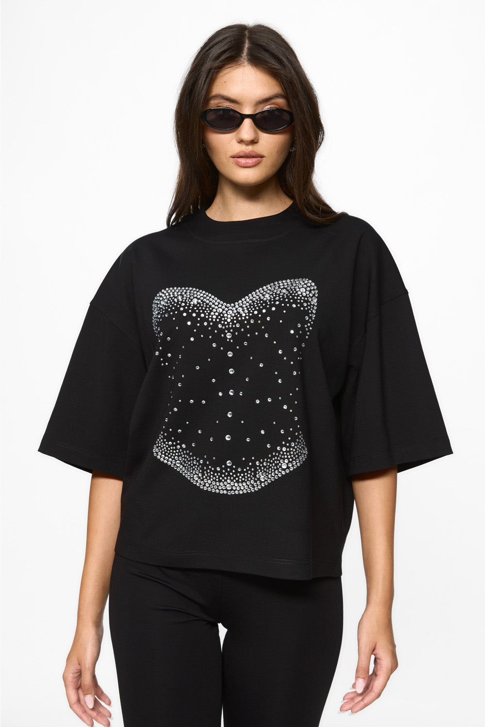 Black T-shirt for women with rhinestones applied. Black pearl from Hamza 