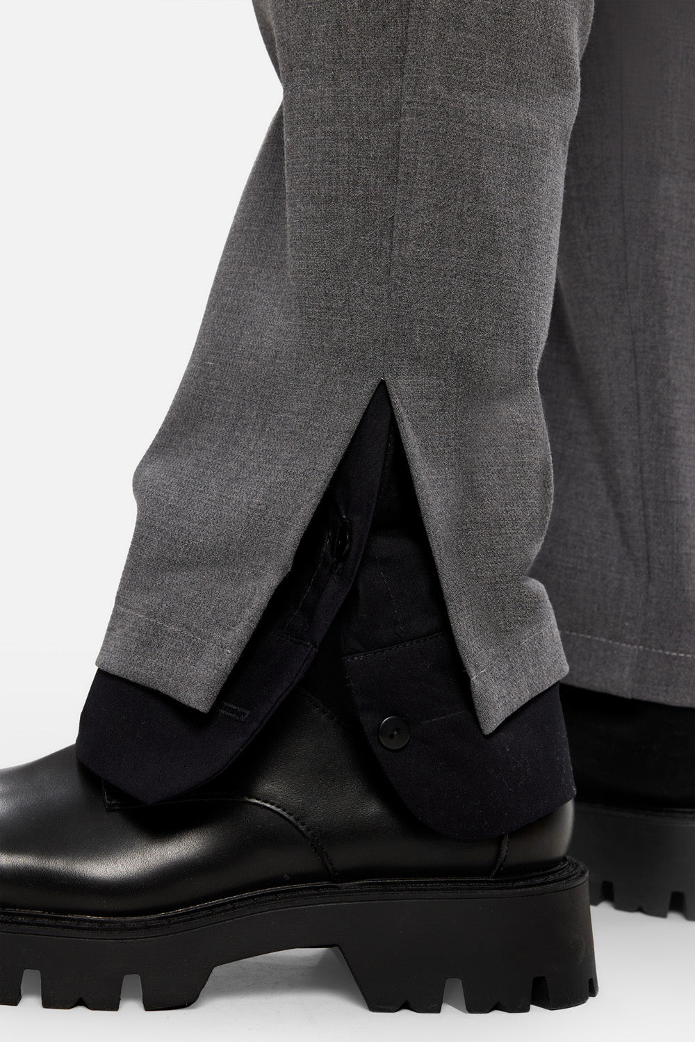 Pantaloni gri din stofa 247
