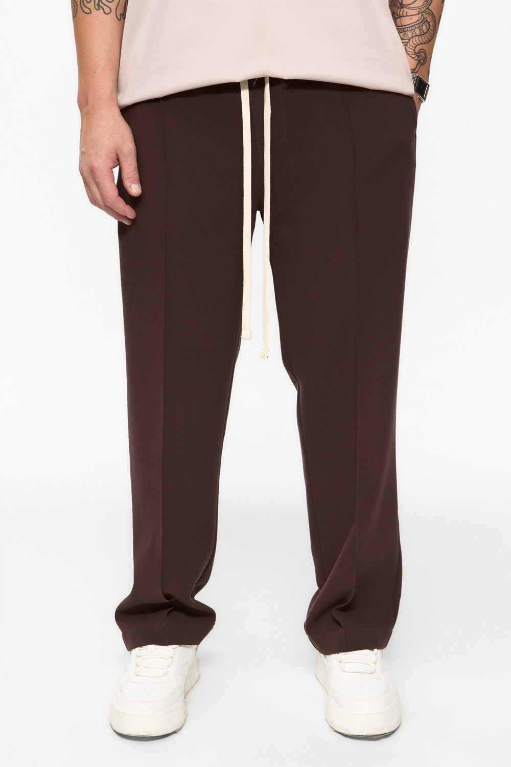 Pantaloni maro din stofa 247