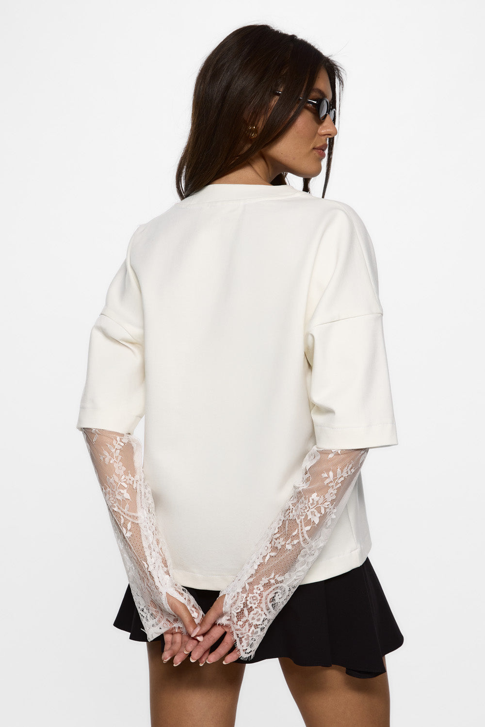 Venice black Top with lace sleeves