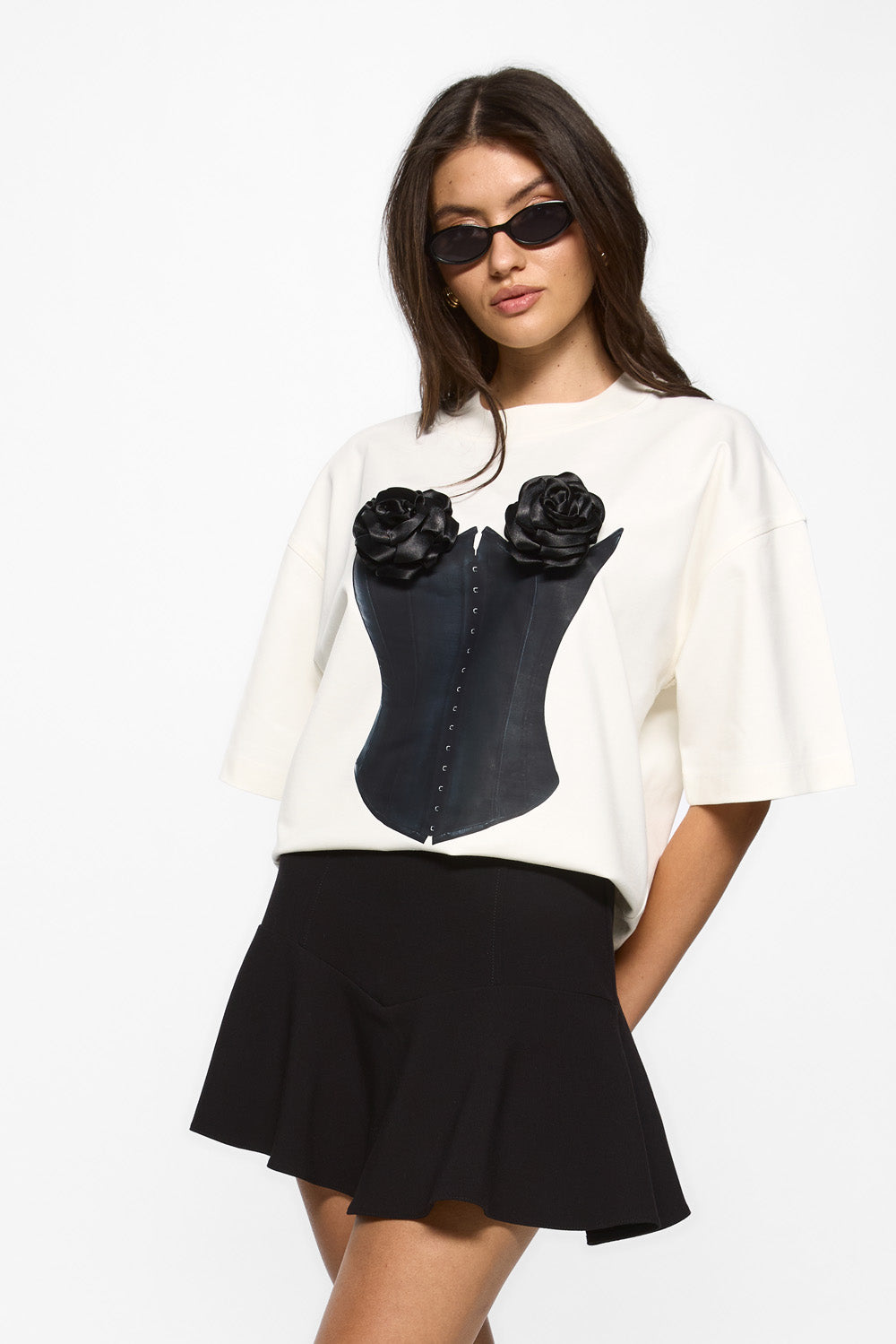 Black rose with floral applique off-white T-shirt W