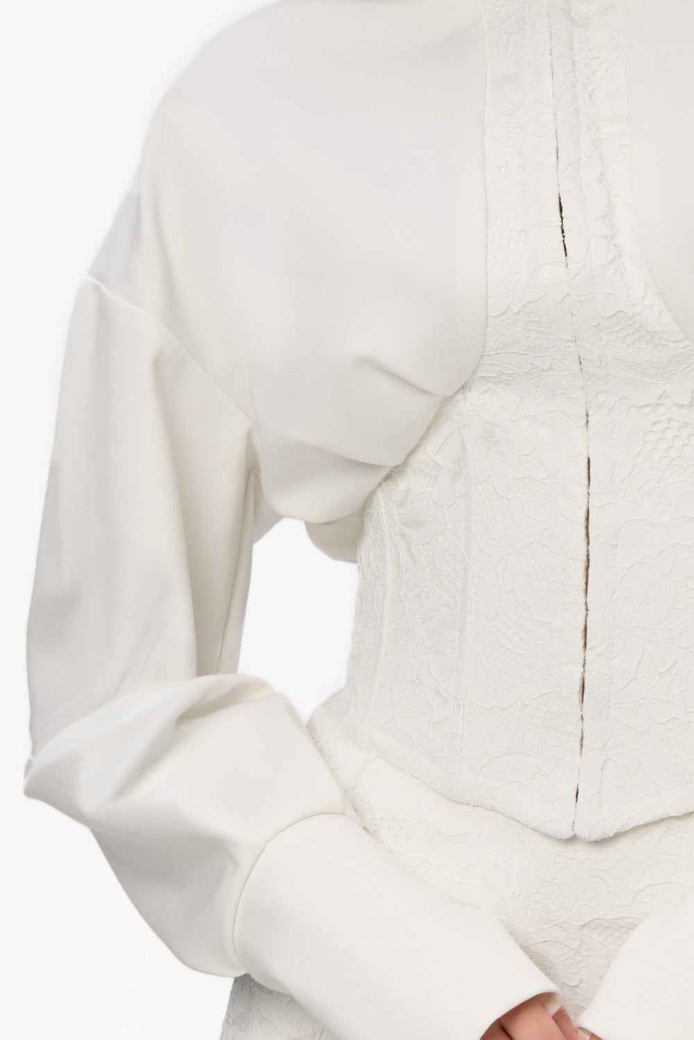 Hanorac off-white cu corset din dantela Karol