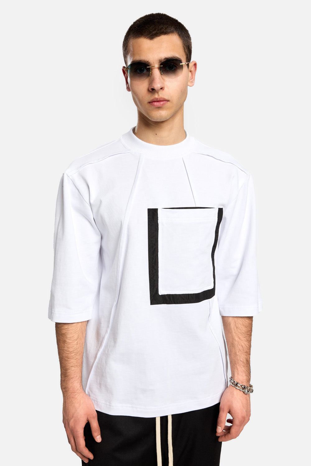 Pocket white T-shirt