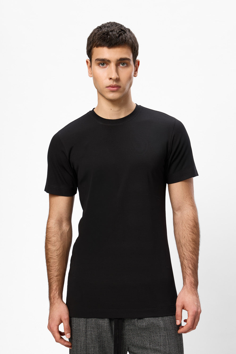 Como fit off-white T-shirt