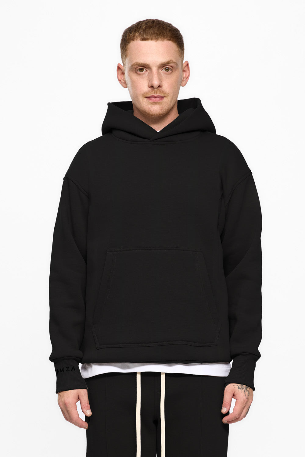 Alpha 2.0 Hoodie | Men | Black | Modern and elegant style | Comfort and functionality | Atelier Hamza
