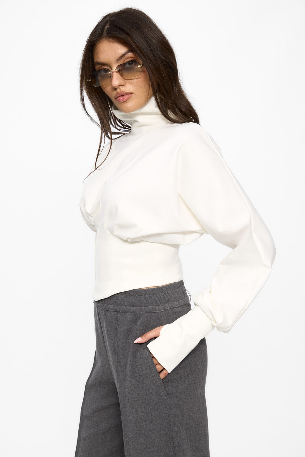 Top off-white cu detalii corset și șnur din cristale Nice