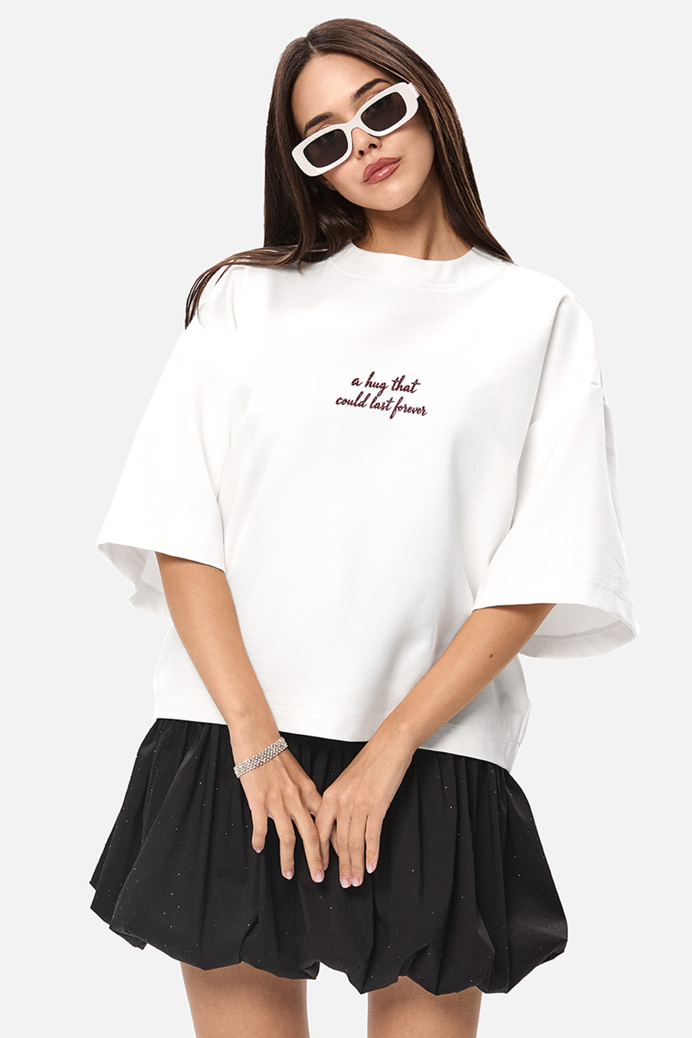 Tricou off-white cu imprimeu Burgundy Hands