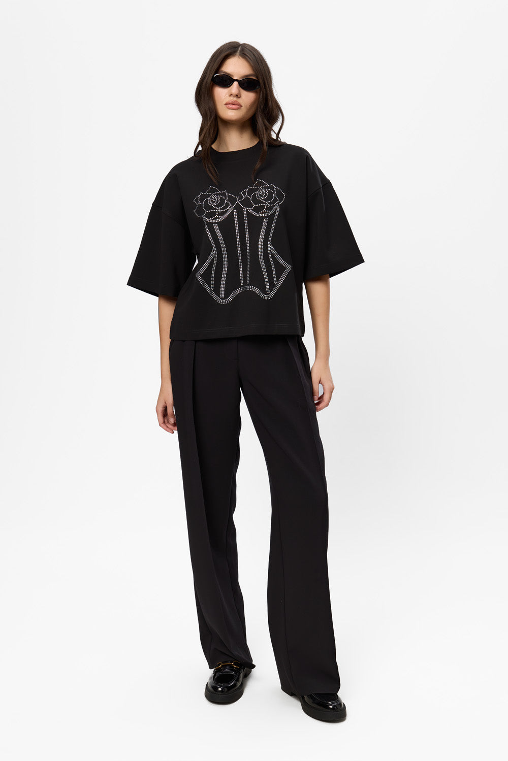 Tricou negru oversized cu aplicații de pietre strass Black Pearl