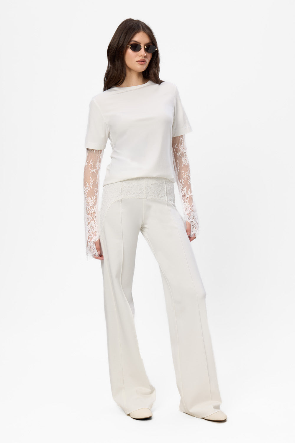 Denise off-white Top with lace sleeves