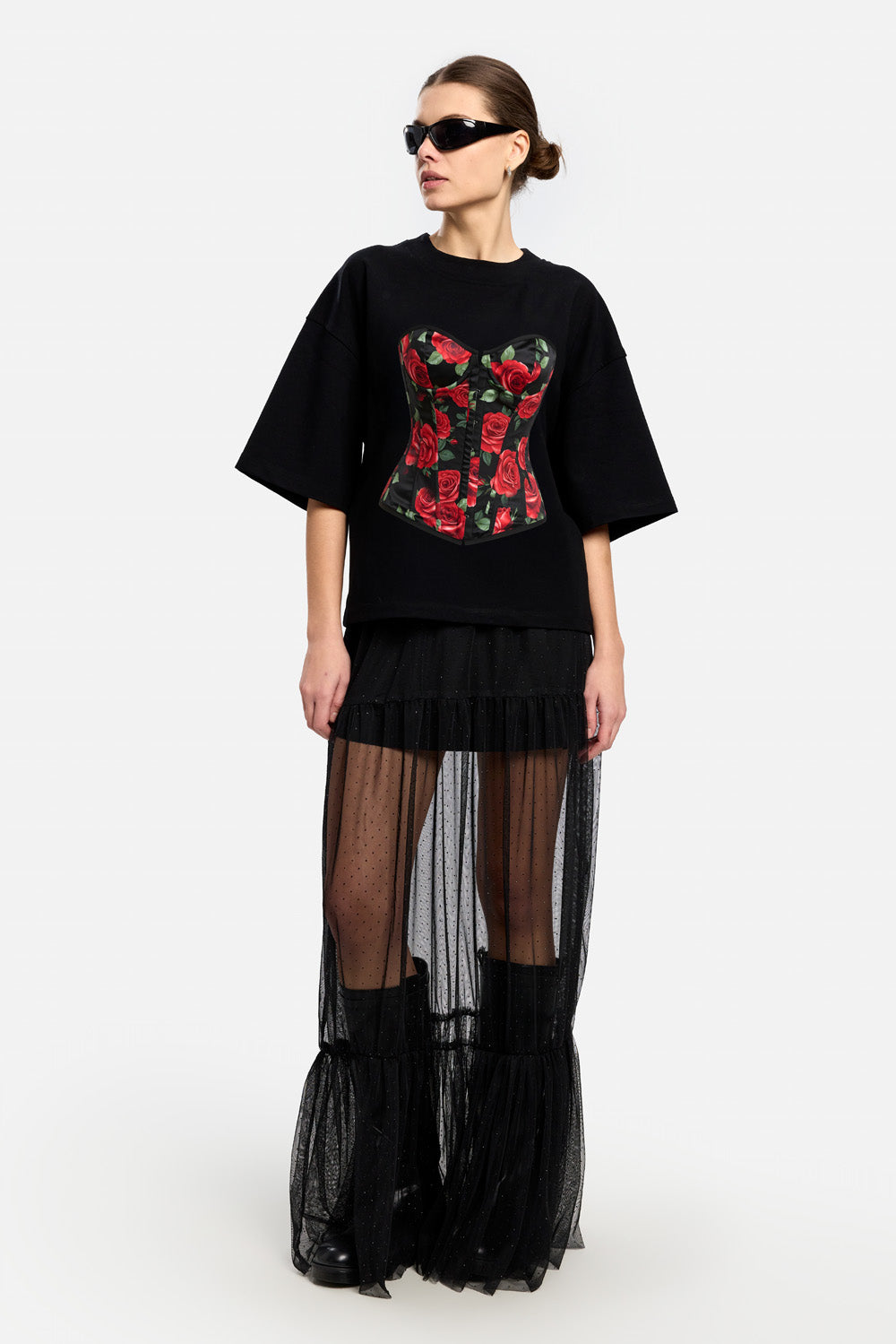 Tricou cu imprimeu Bouquet|  Femei | Negru | Stil Modern & Elegant | Confort & Funcționalitate | Atelier Hamza