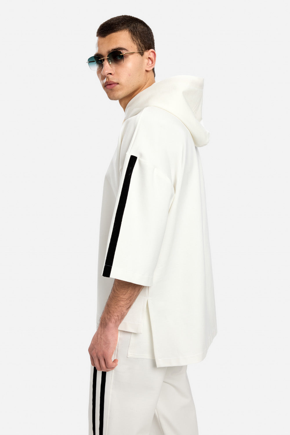 Tricou off white oversized cu gluga Vanilla