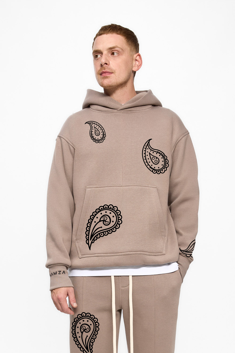 Hanorac flausat bej cu imprimeu Bandana