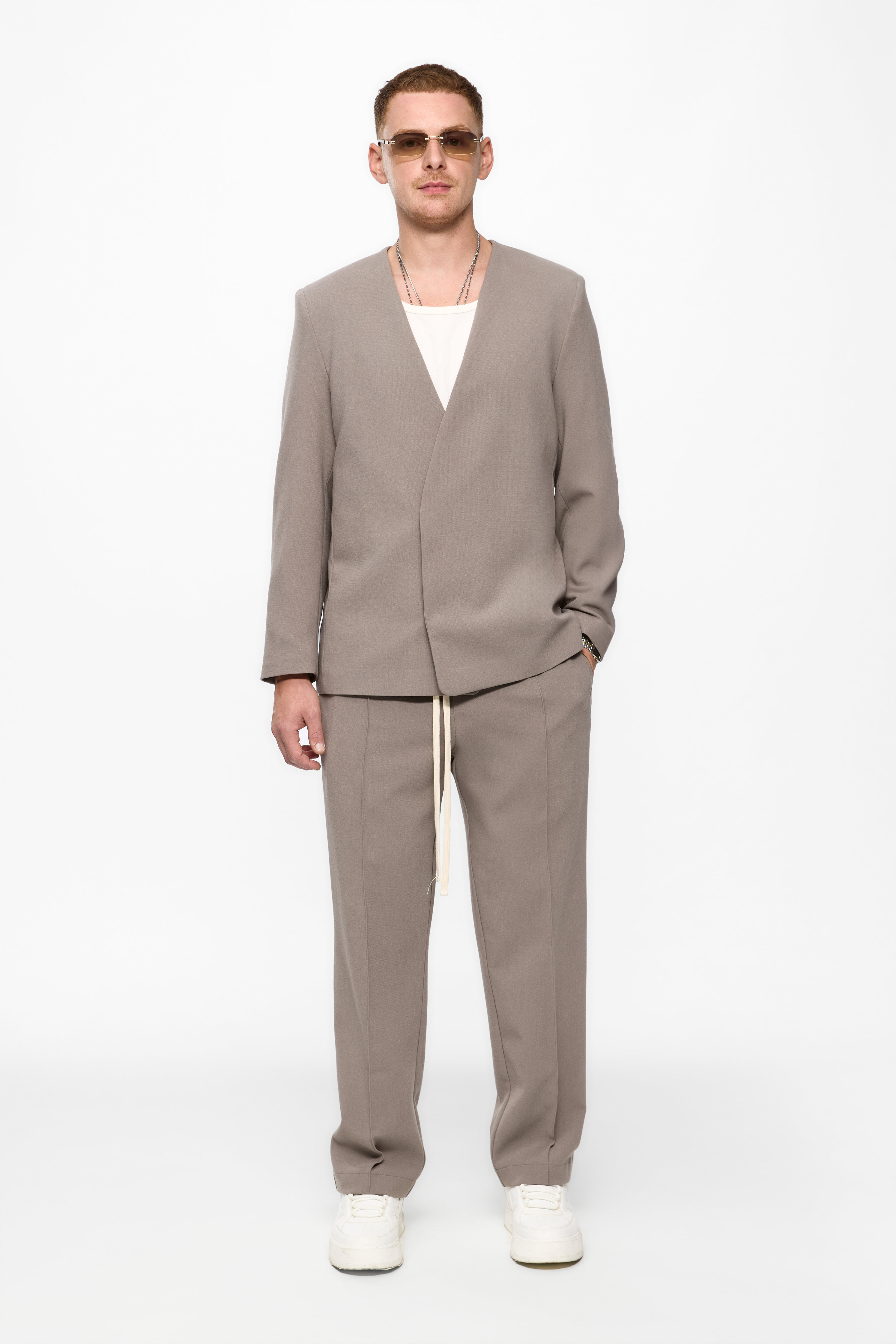 Cardigan bej din stofa de barbati 247 