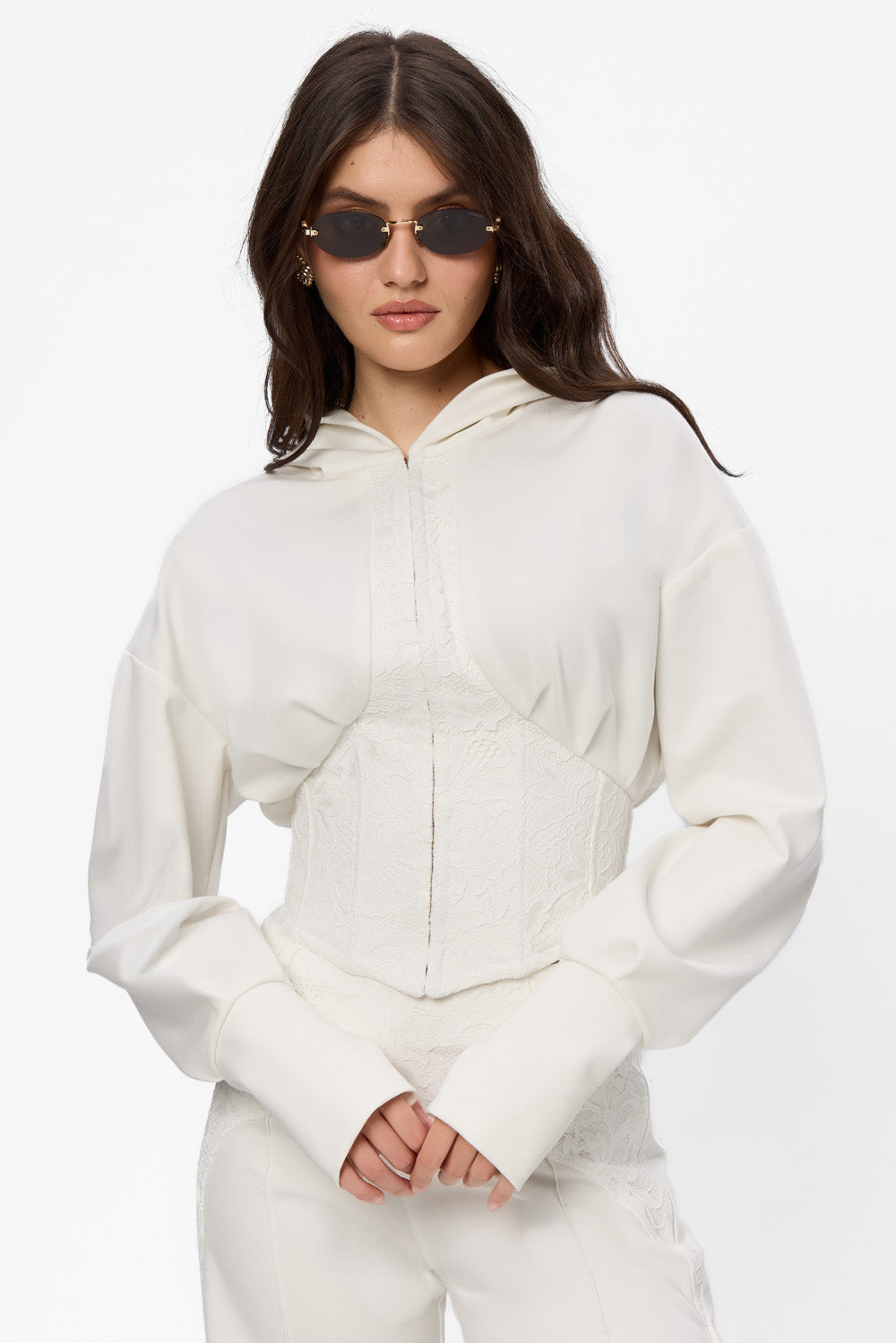 Hanorac off-white cu corset din dantela Karol