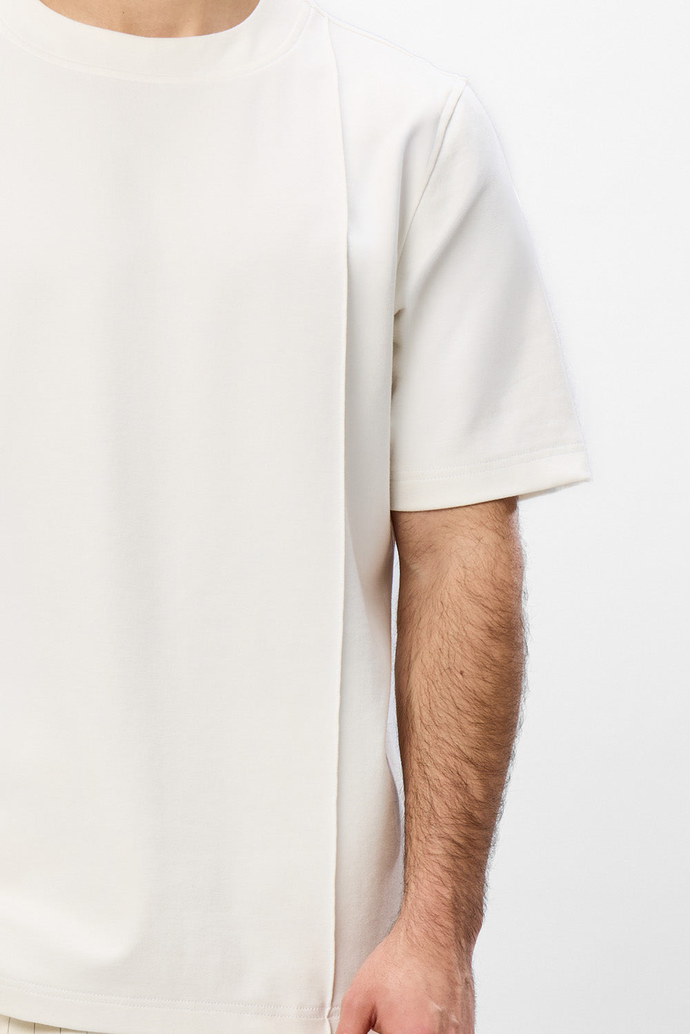 Khan V2 off-white seam detail T-shirt