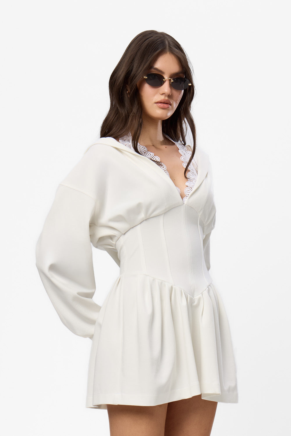 Rochie off-white cu corset si dantela Karol V2