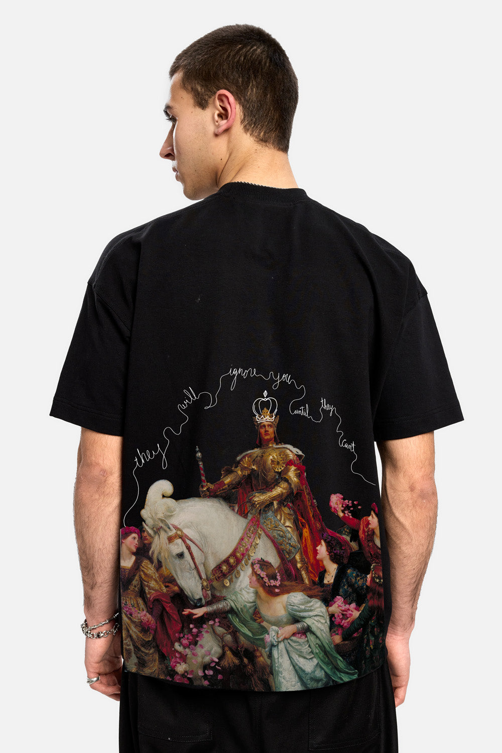 Tricou printat Glory | Barbati | Negru | Stil modern și elegant | Confort și funcționalitate | Atelier Hamza