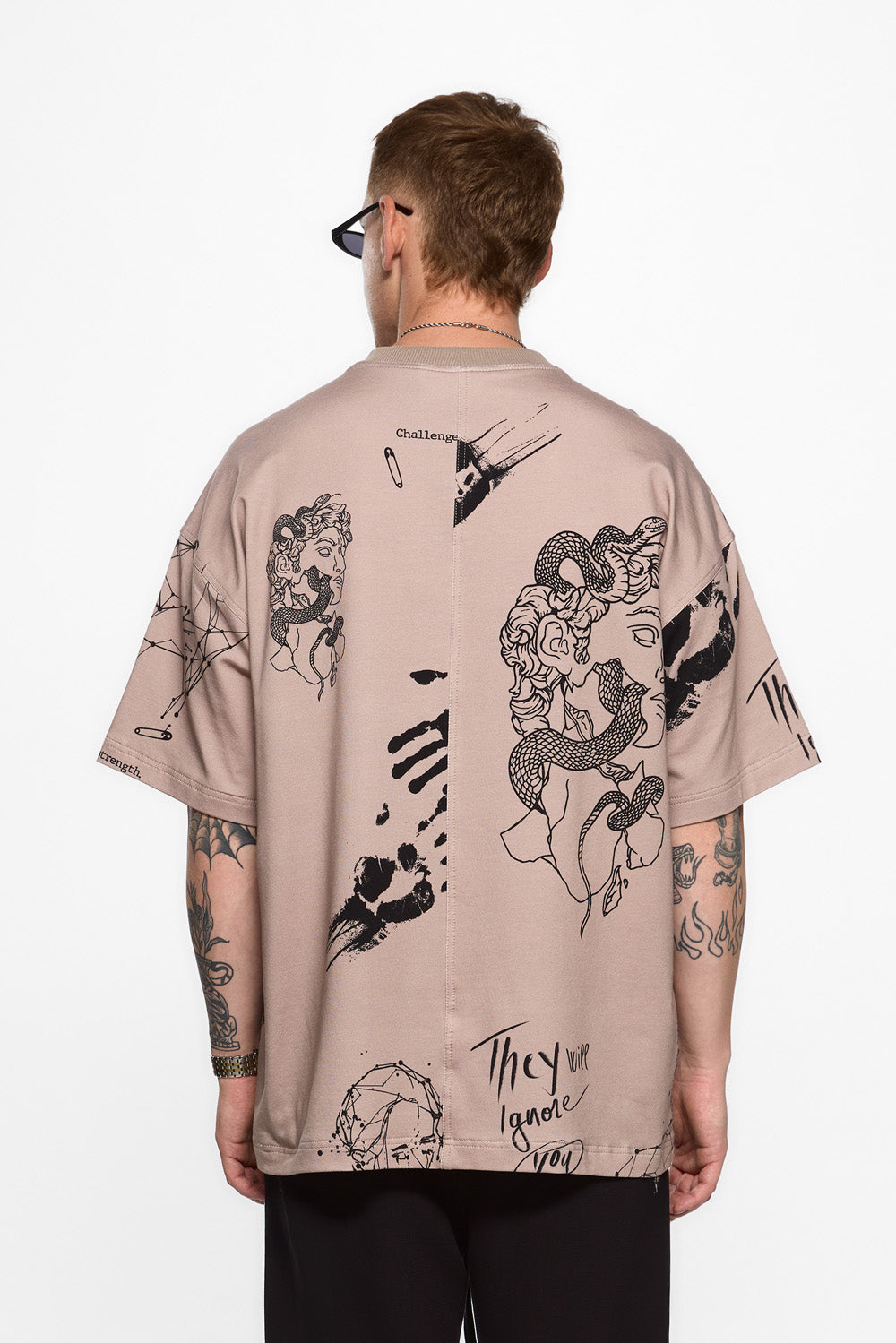 Tricou bej oversized cu imprimeu Tattoo