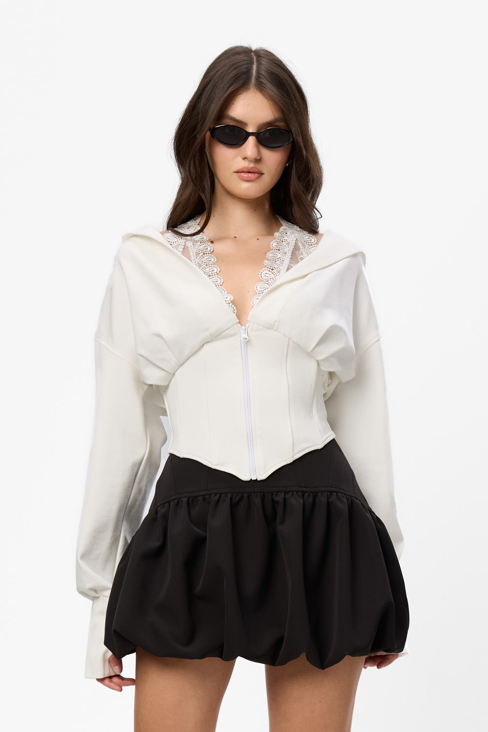 Hanorac off-white cu corset si dantela Karol V2