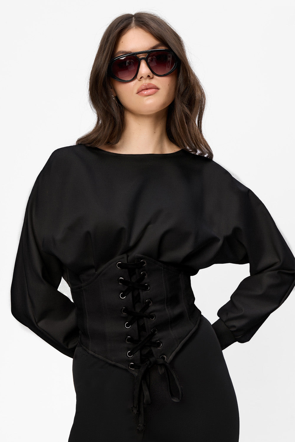 Top negru Nyssa V3