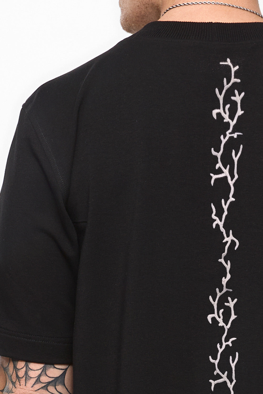 Tricou negru cu broderie Akira v2