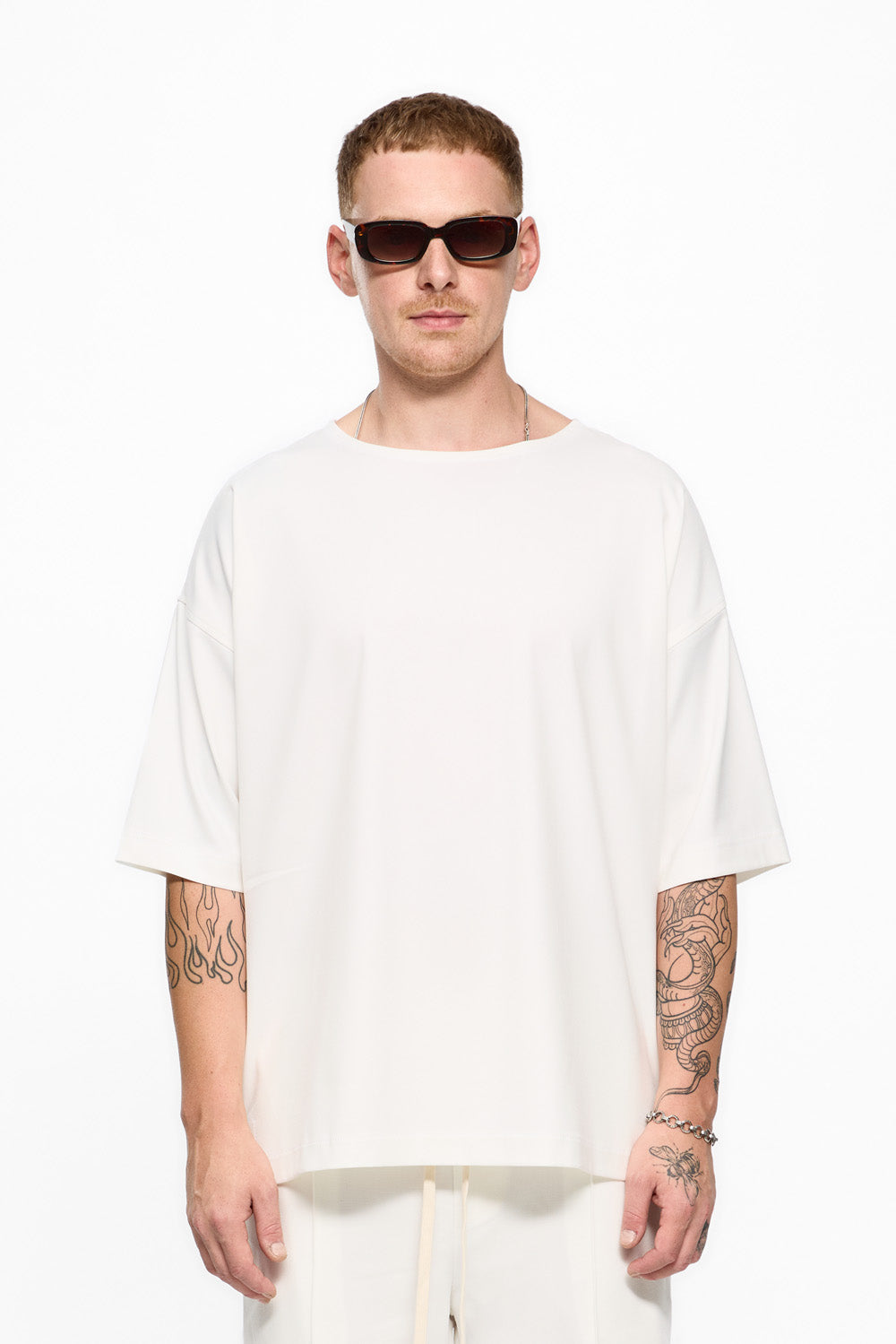 Tricou din stofa Thom V2  | Bărbați | Off-White | Stil modern și elegant Confort și funcționalitate Hamza Workshop| Atelier Hamza