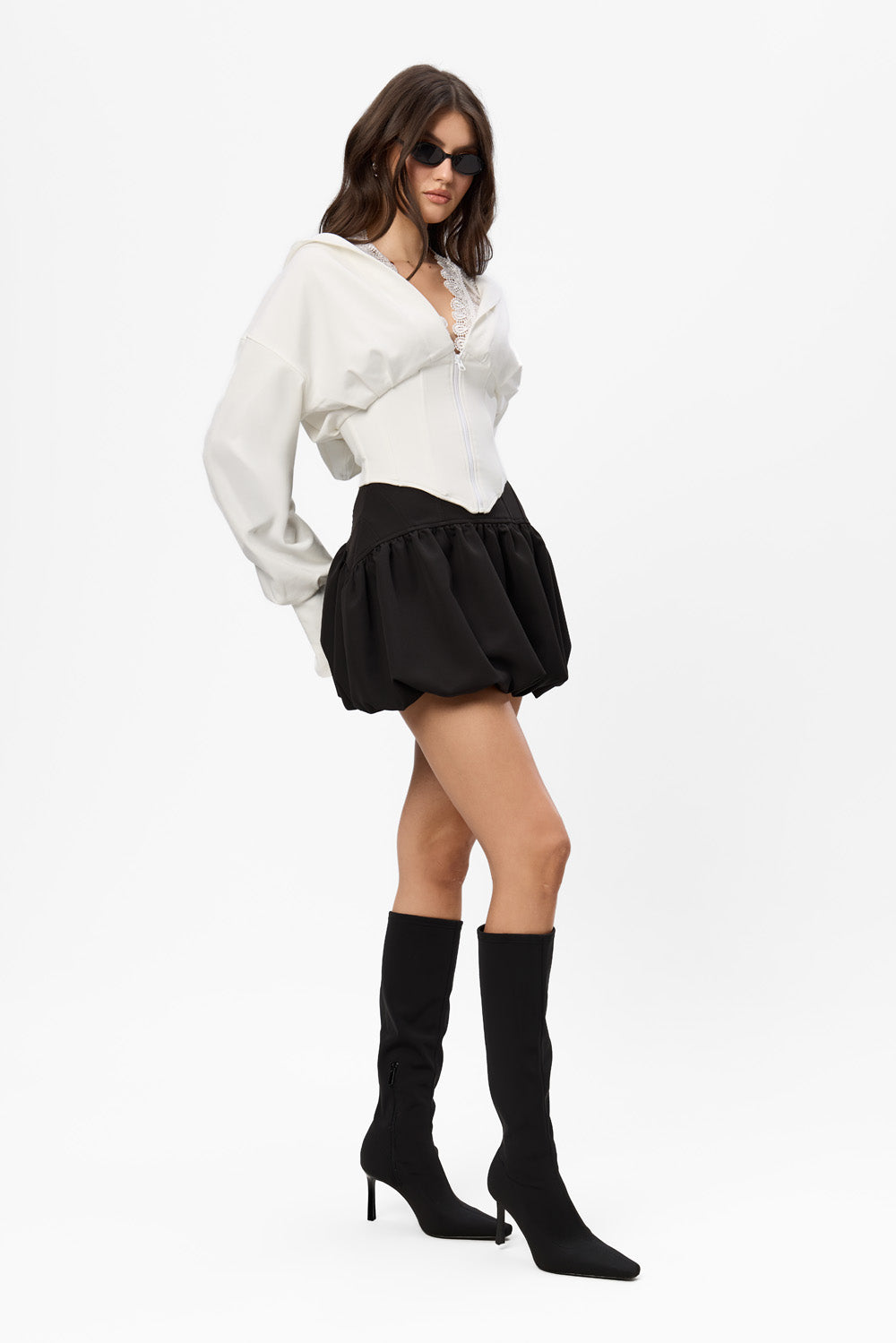 Hanorac off-white cu corset si dantela Karol V2