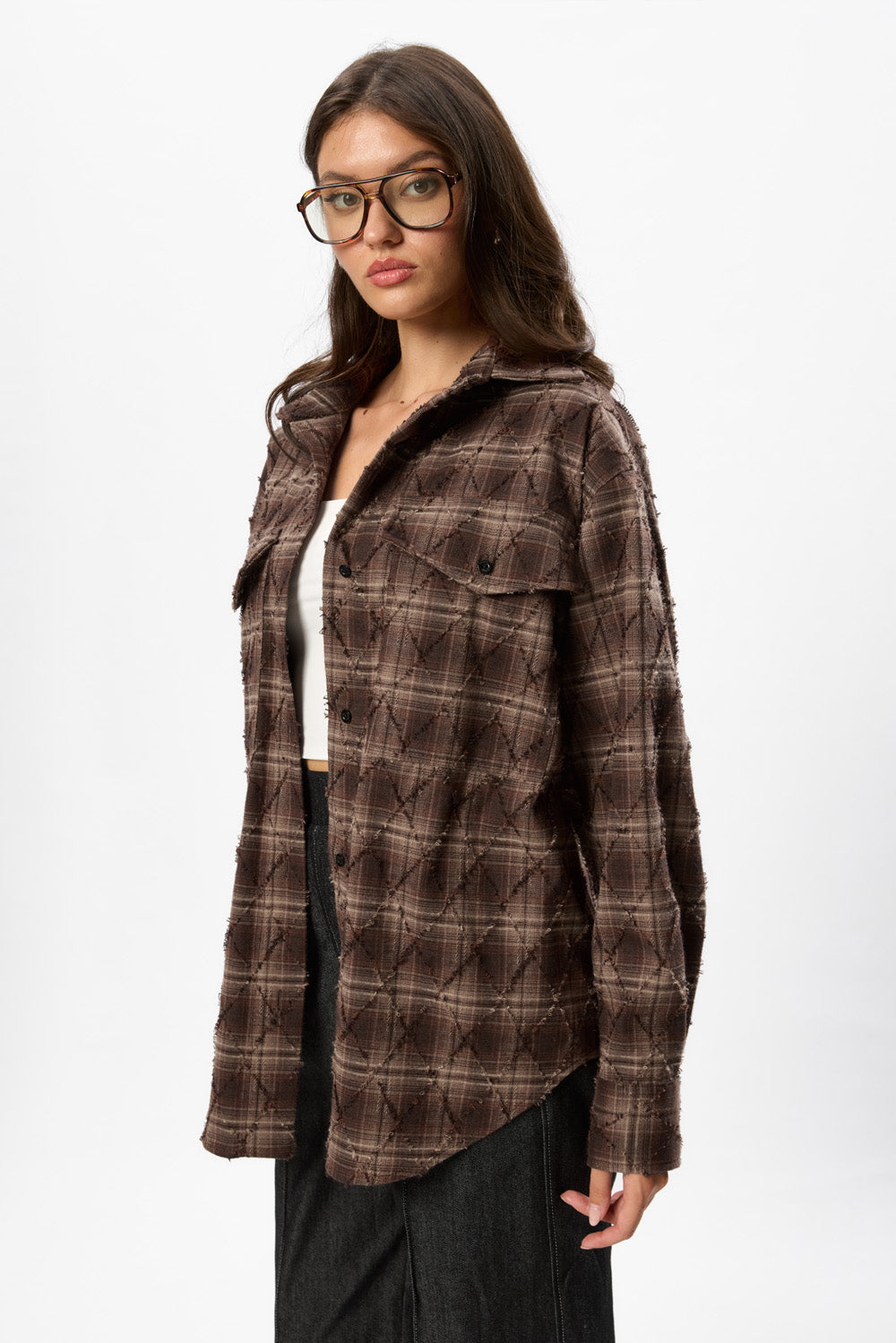 Cămașă maro oversized în carouri cu aplicații Rombo